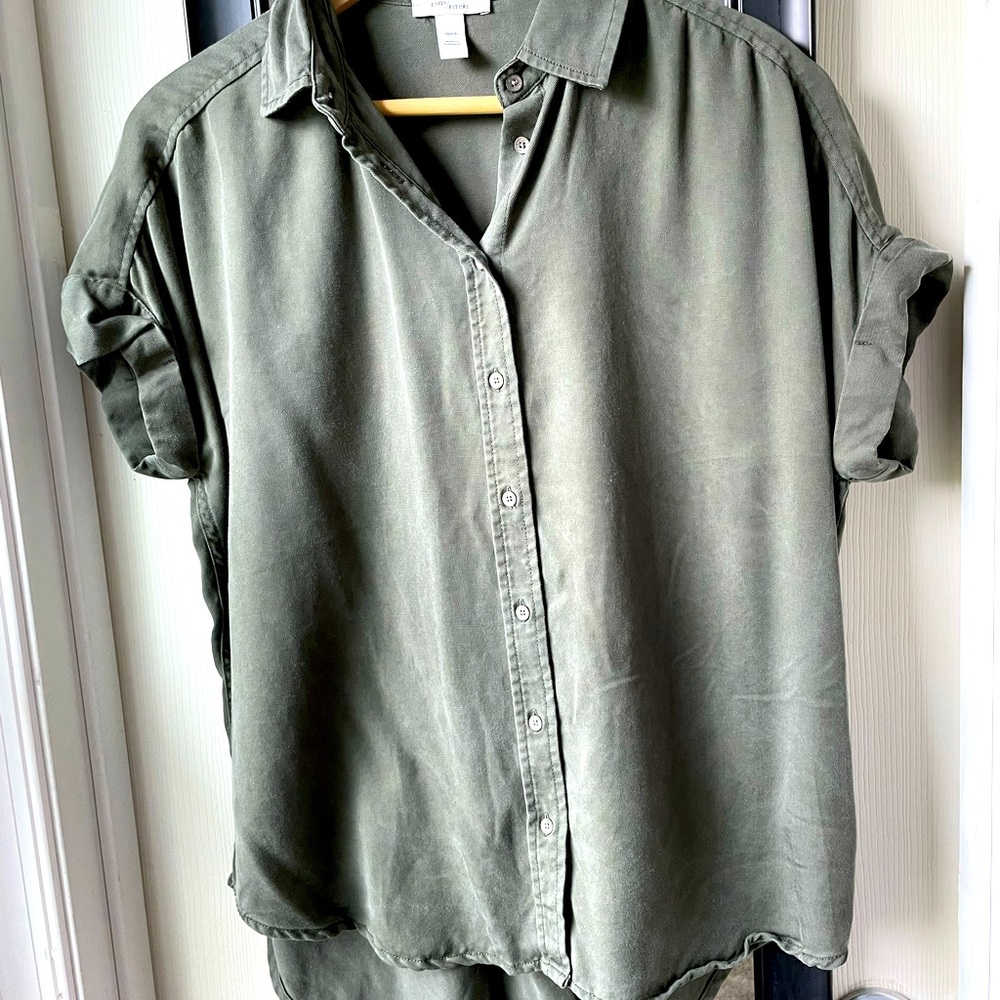 Button down camp style too